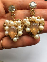 Load image into Gallery viewer, Gold Champagne Swarovski Crystals and Pearls Earrings
