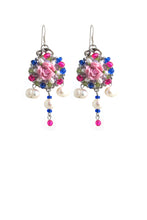 Load image into Gallery viewer, SALE - Pearl London Flower Earrings
