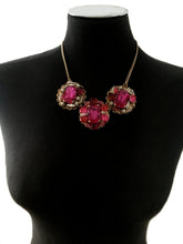 Load image into Gallery viewer, Fuchsia Swarovski crystals and Pearls Necklace
