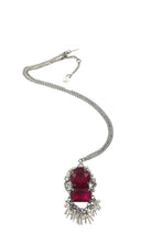 Load image into Gallery viewer, Alexa Pearls and Swarovski crystal Necklace
