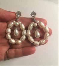 Load image into Gallery viewer, Pearls Eva Hoop Earrings
