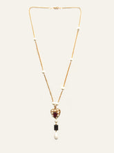 Load image into Gallery viewer, Freya Heart Crystals and Pearls Necklace
